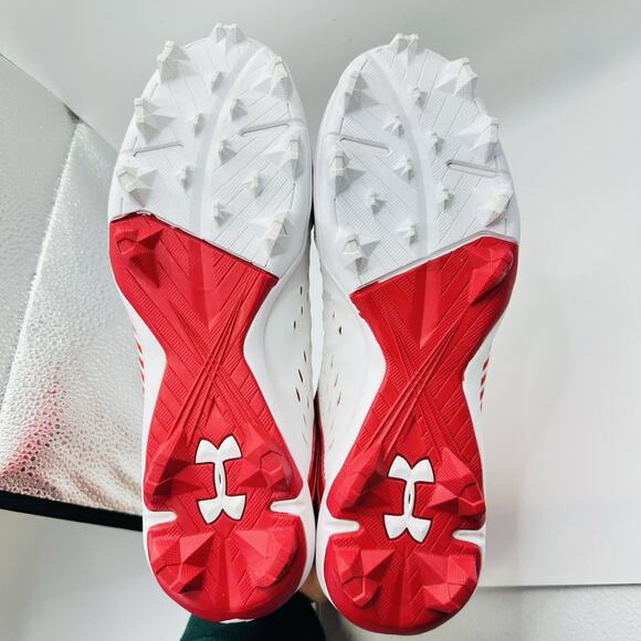 Athletic_Shoes